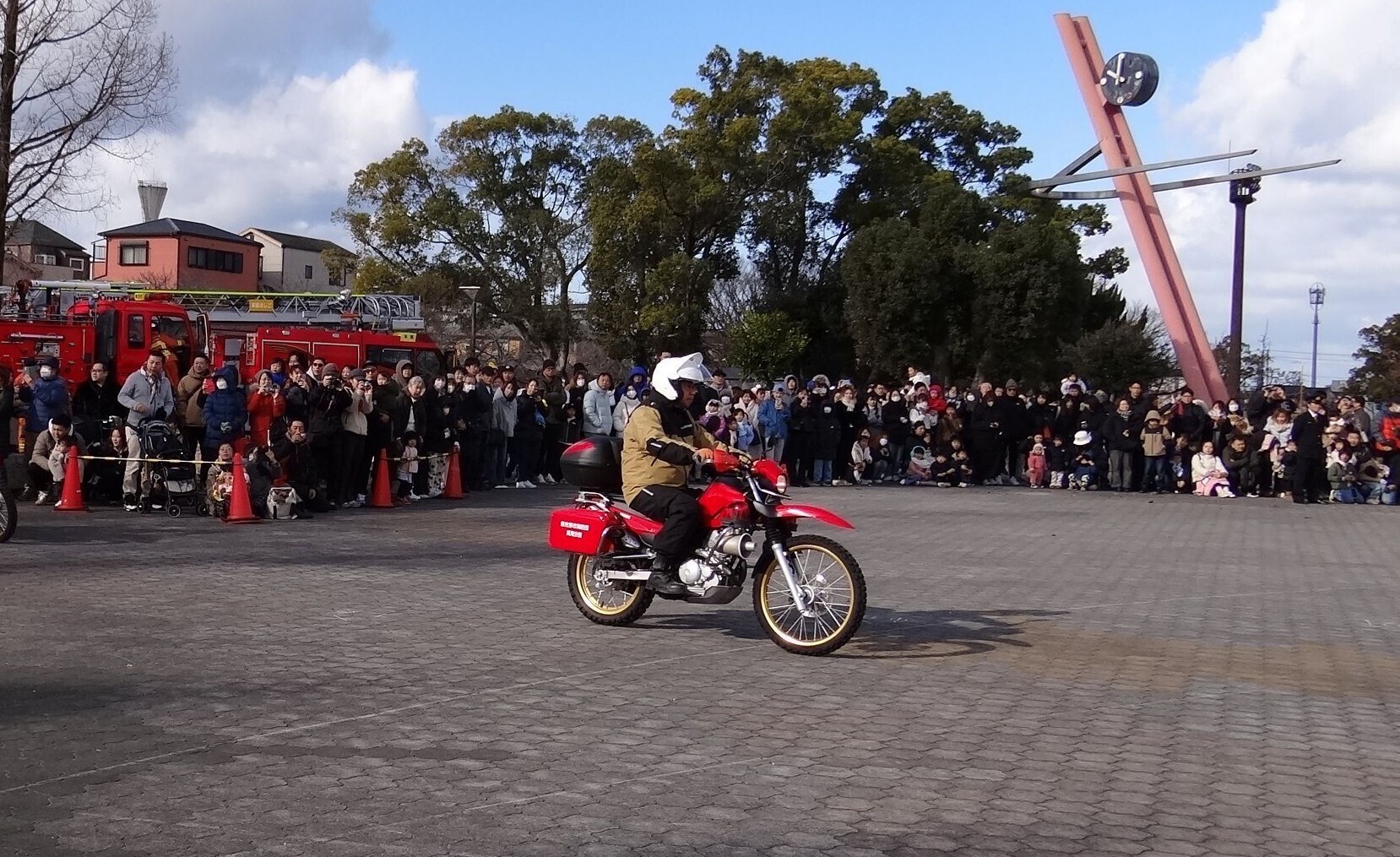 DSC02374 (JPG 512KB)