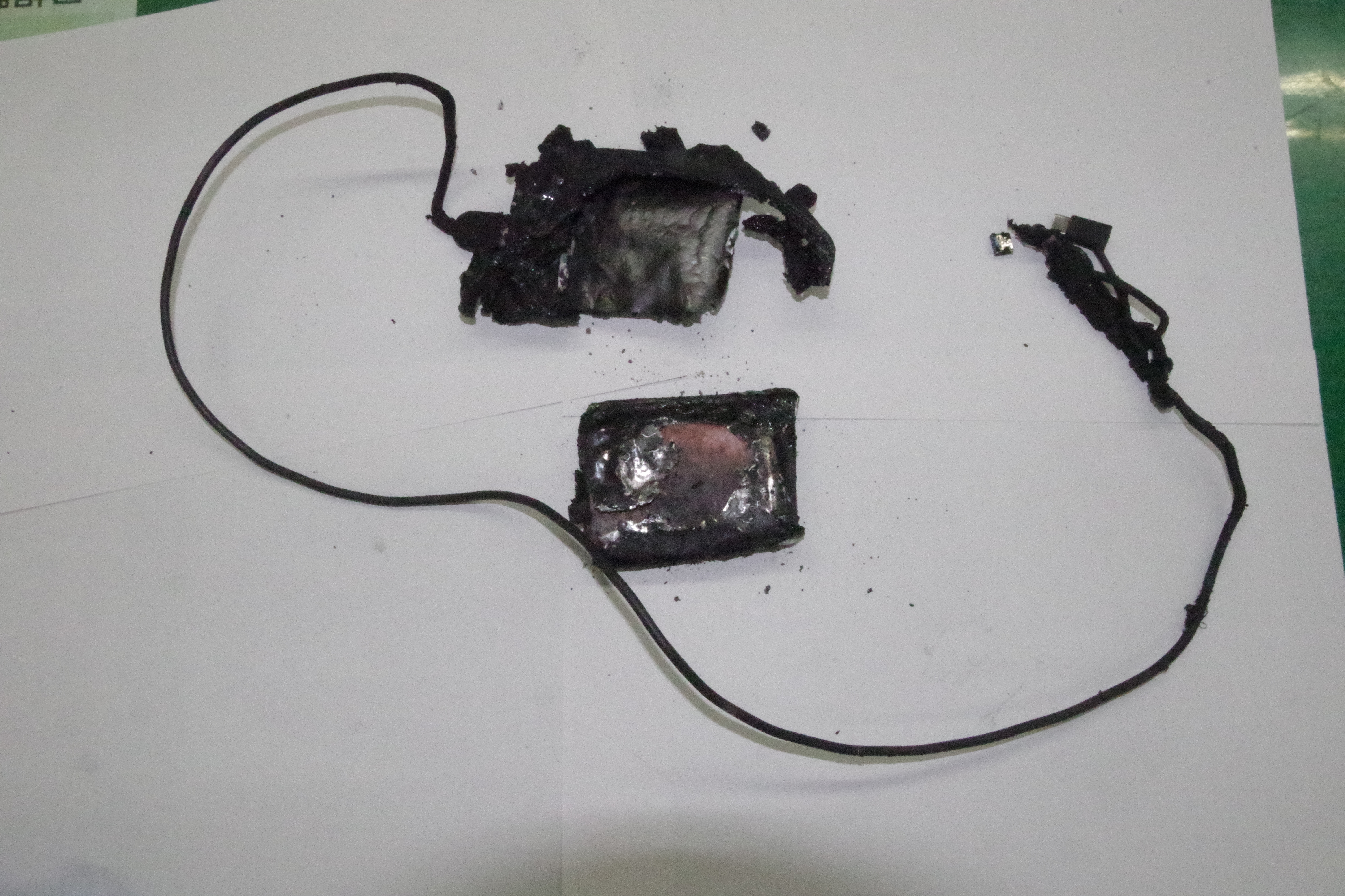 リチウムイオン電池による発火事故が多発しています！
