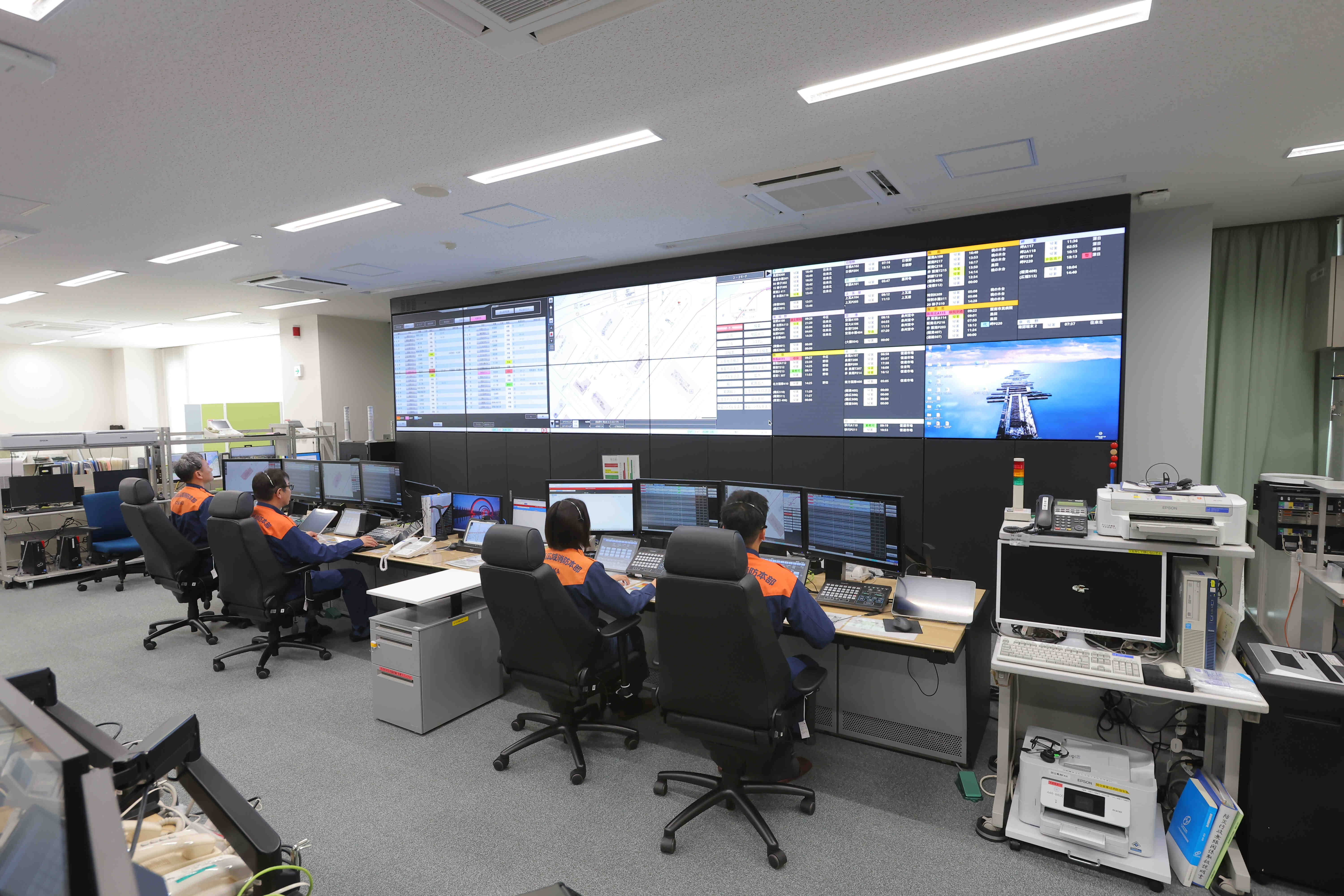 20260428_泉州南広域消防本部_指令室写真データ.JPG
